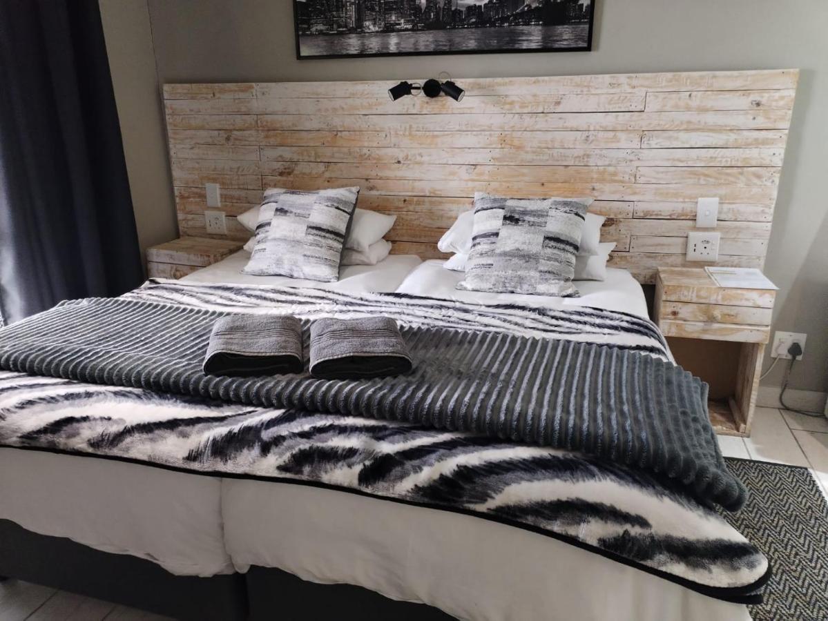 Villa Mariss Guesthouse Kraaifontein Zewnętrze zdjęcie