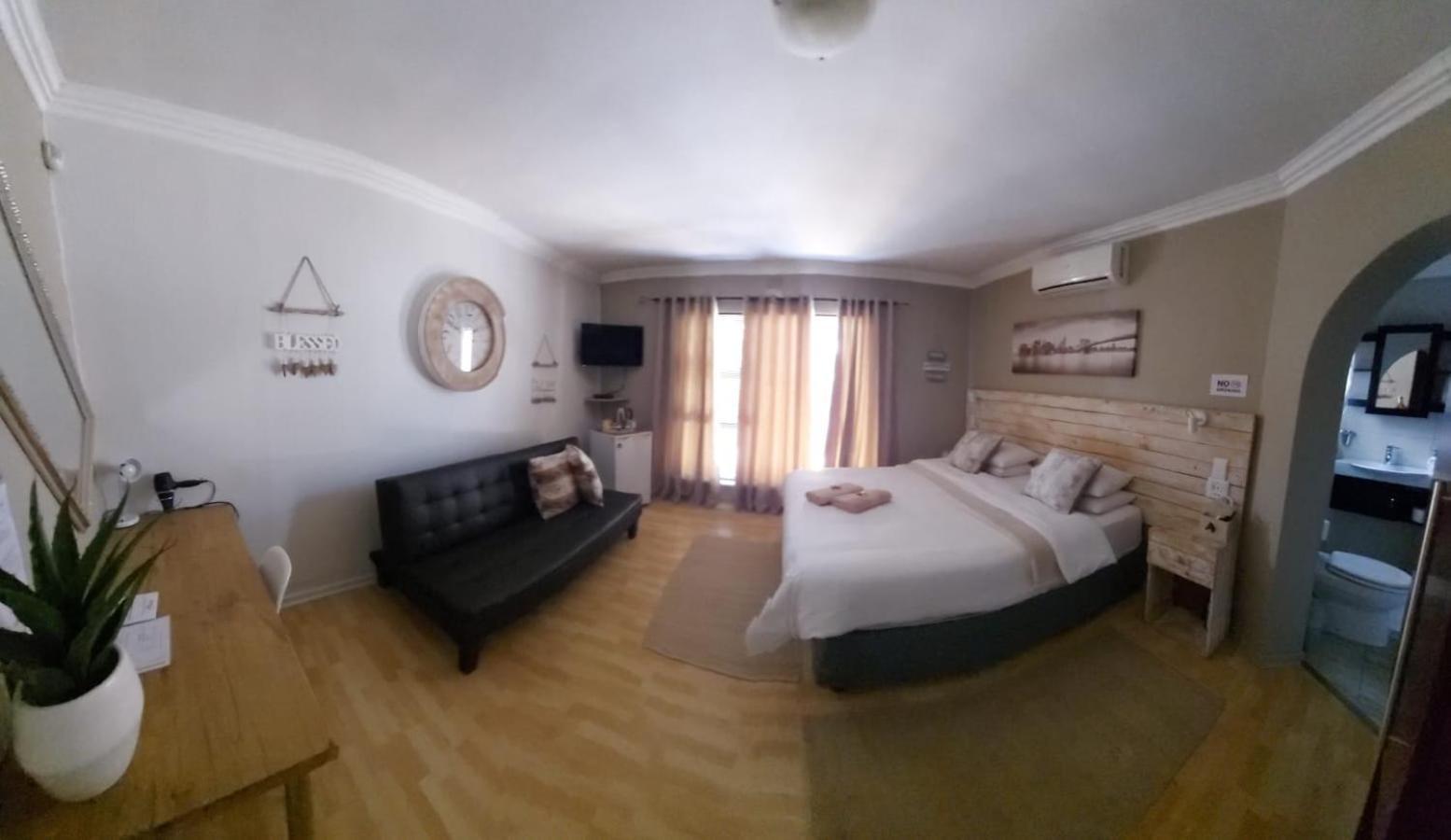 Villa Mariss Guesthouse Kraaifontein Zewnętrze zdjęcie